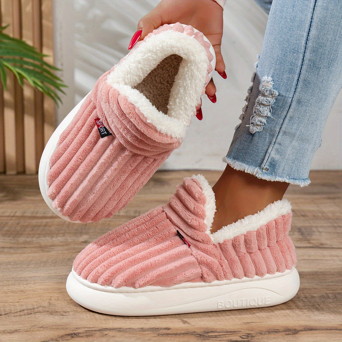 MAEVE | Plush Cross-Terrain Slipper