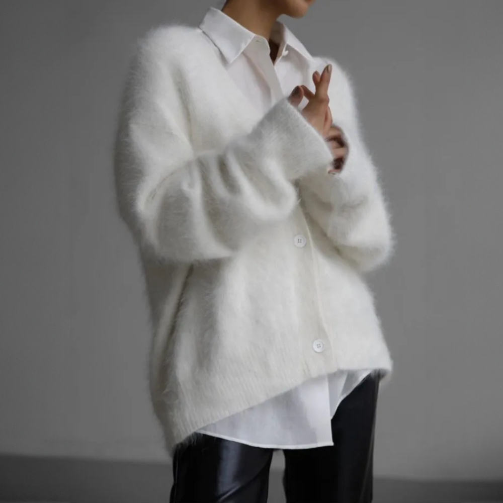 KAIROS | Cloud-Knit Cover