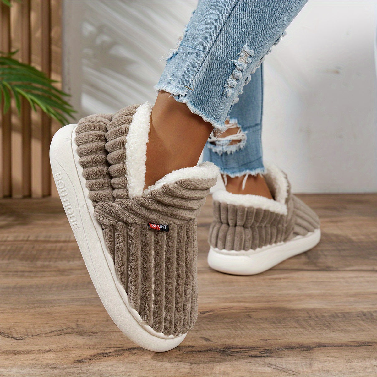 MAEVE | Plush Cross-Terrain Slipper