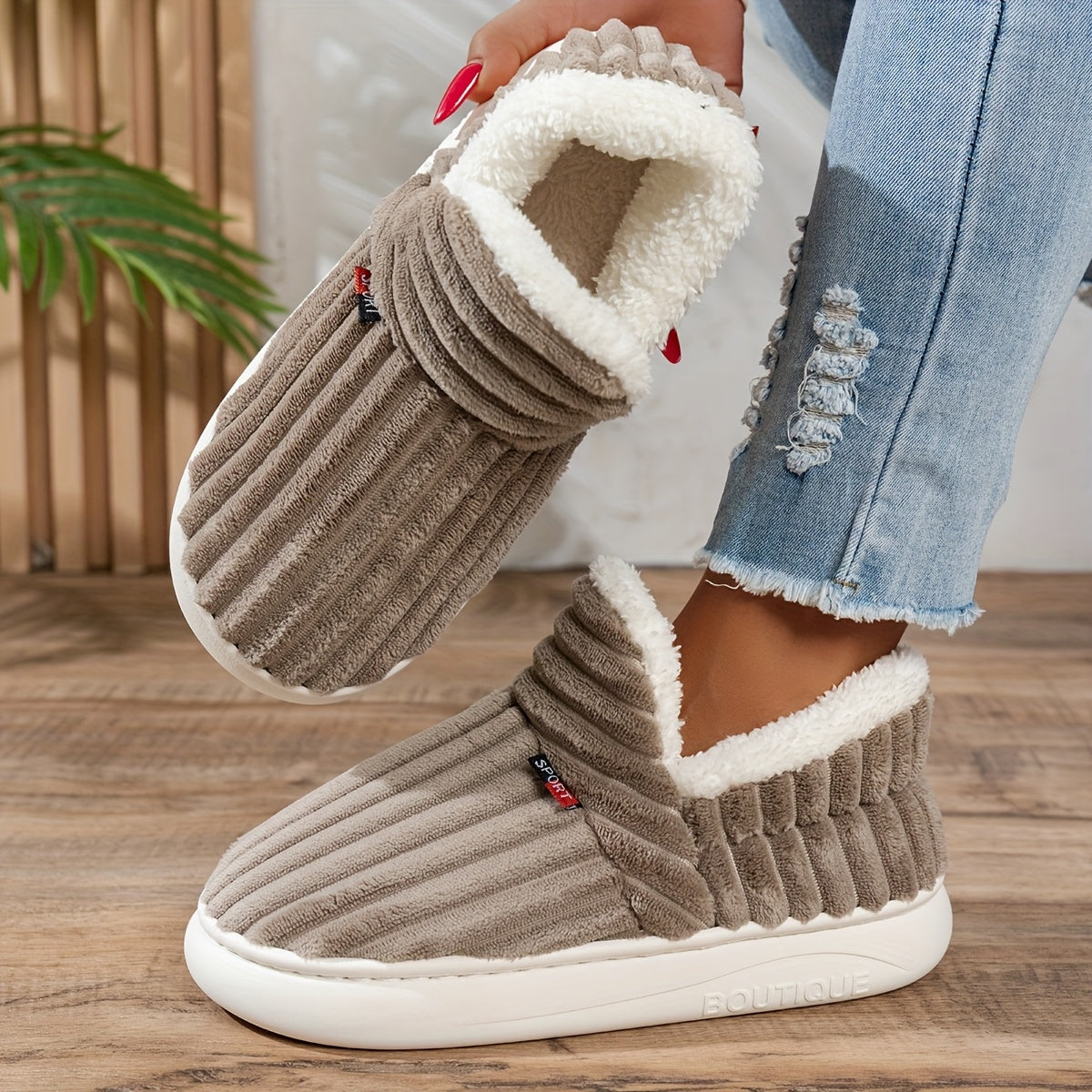 MAEVE | Plush Cross-Terrain Slipper
