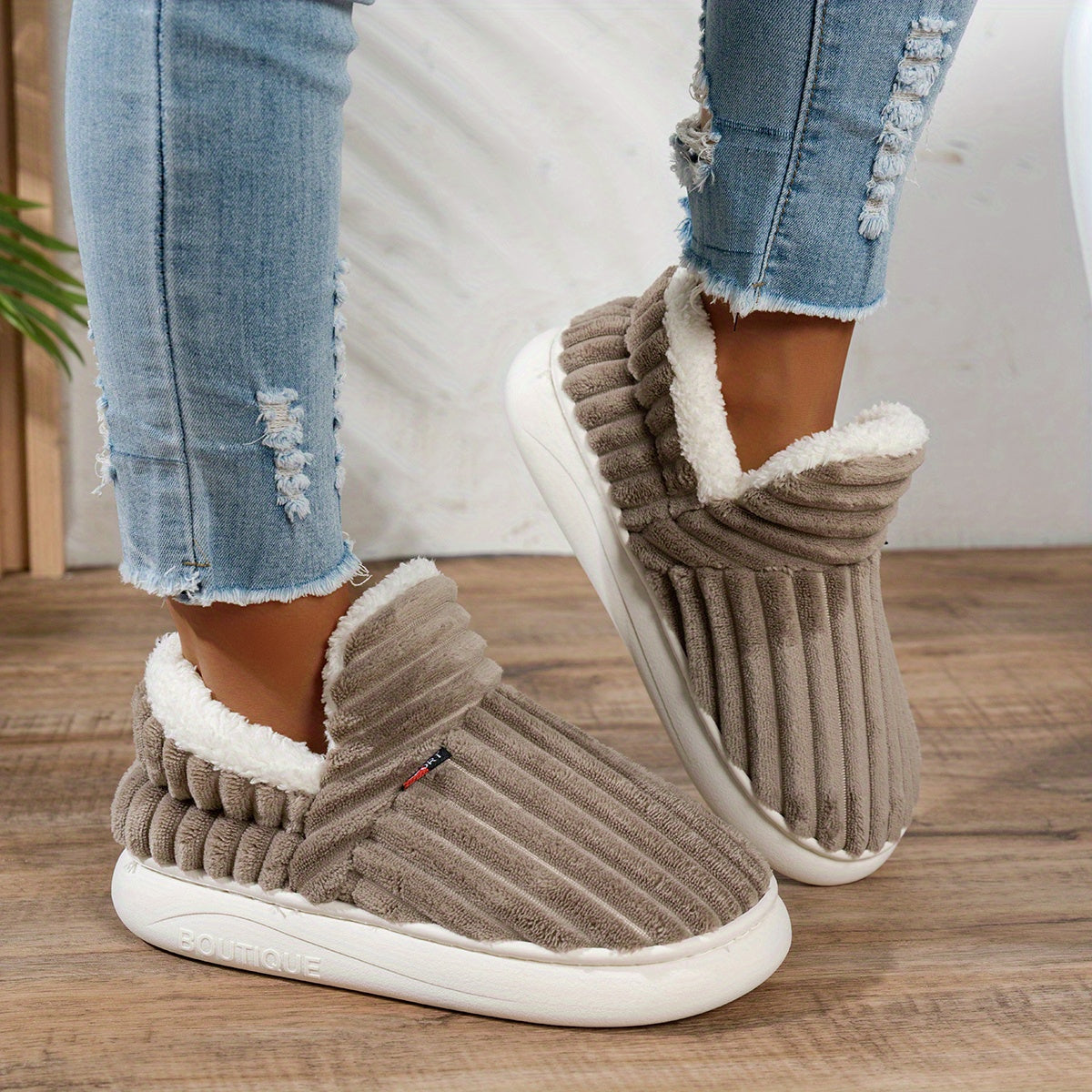 MAEVE | Plush Cross-Terrain Slipper