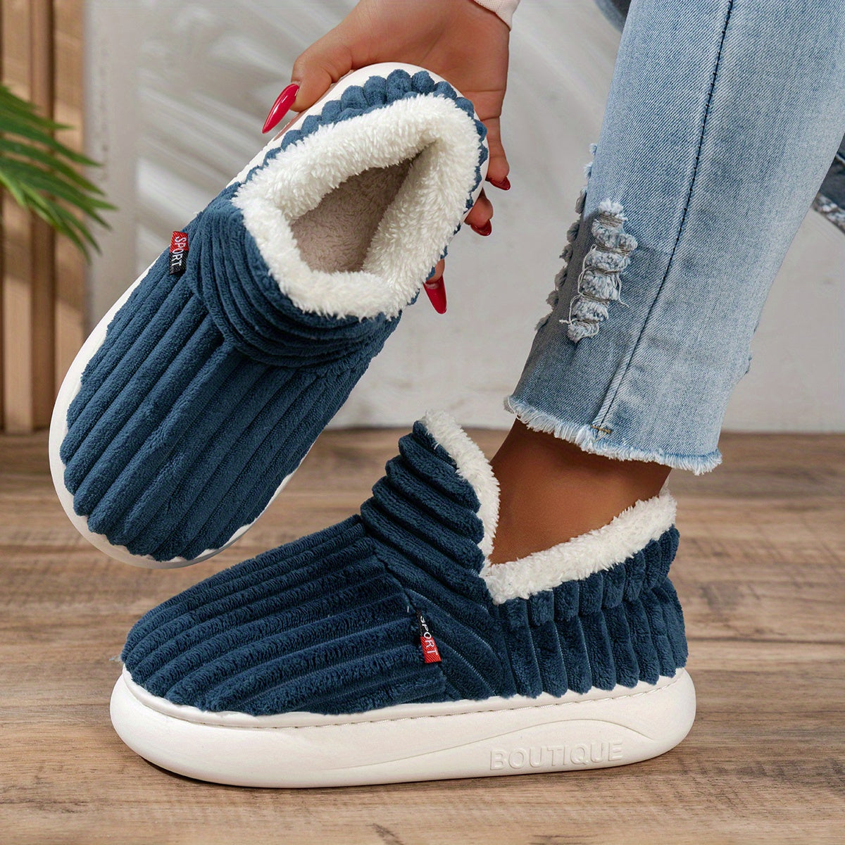MAEVE | Plush Cross-Terrain Slipper