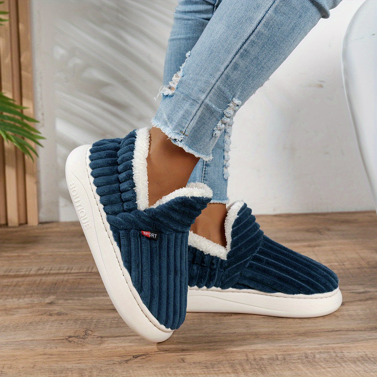 MAEVE | Plush Cross-Terrain Slipper