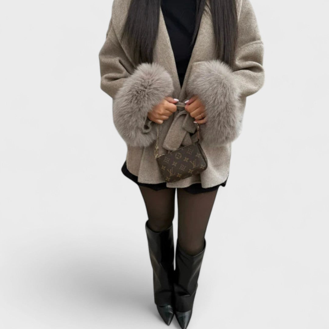 MARIS | Elegant Coat with Textured Faux Fur